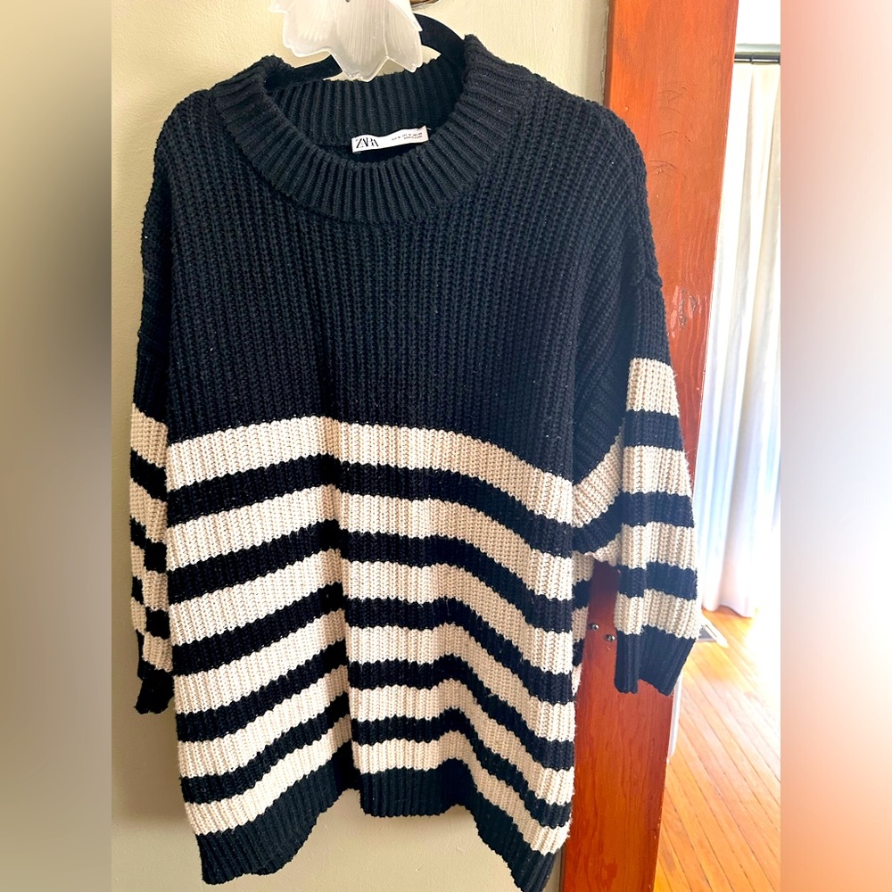Zara wool Black and white striped  oversized sweater